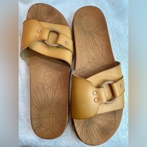 REEF Cushion Soho Cruz Sandals Women Size 41 Leather Strap